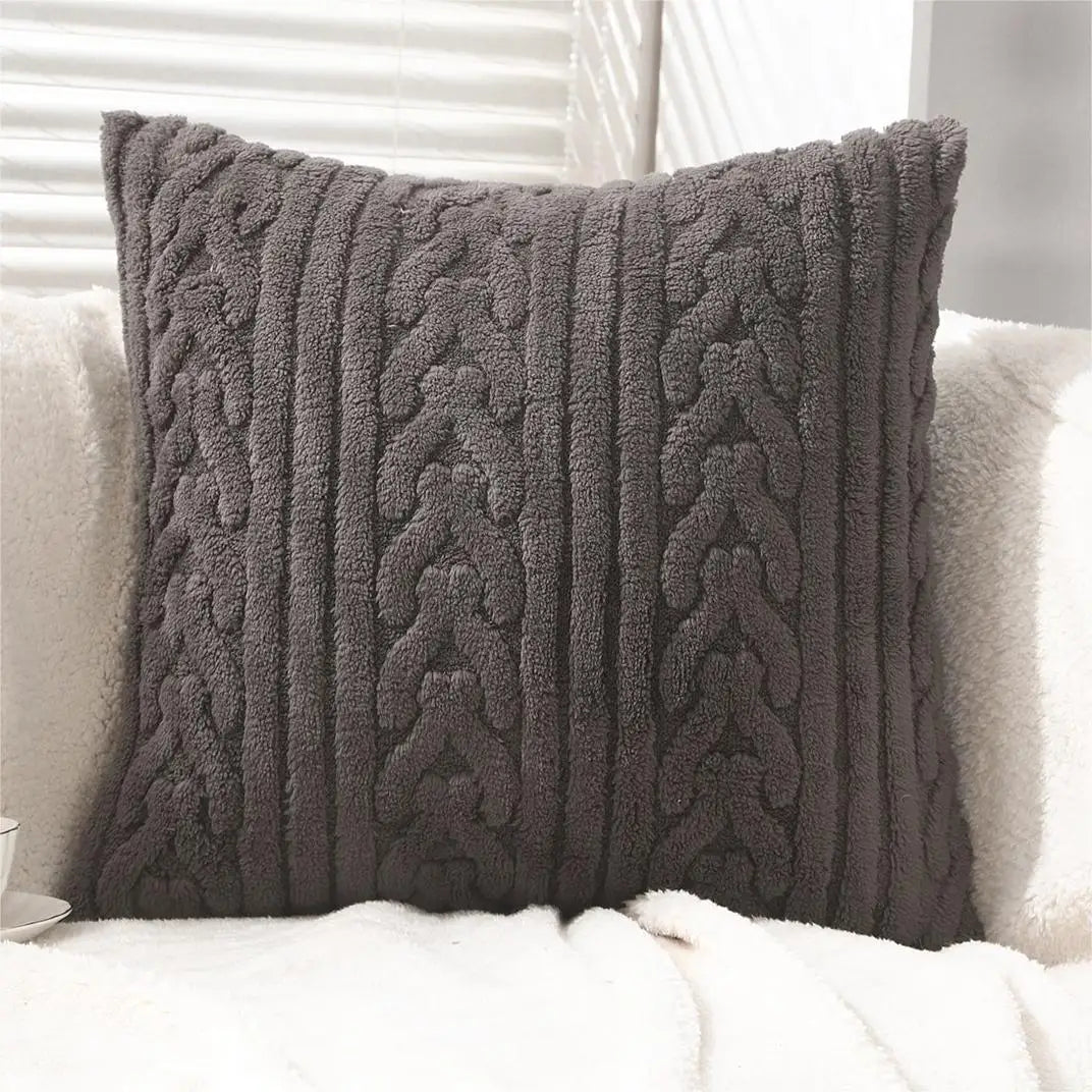 Cable Knit Plush Cushion Cover