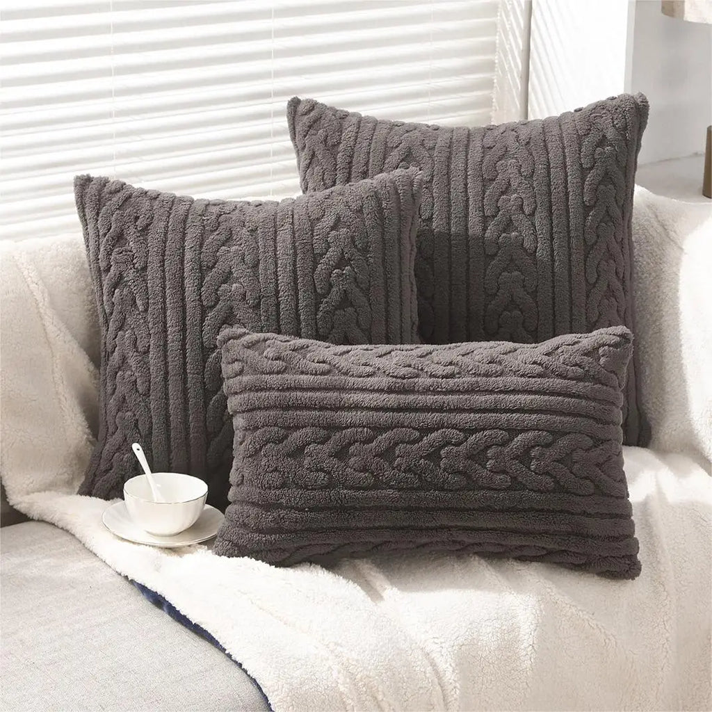 Cable Knit Plush Cushion Cover